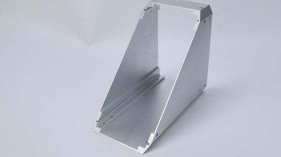 Grade 6000 Series Silver Anodized Aluminium Extrusion Profiles with Customized Size