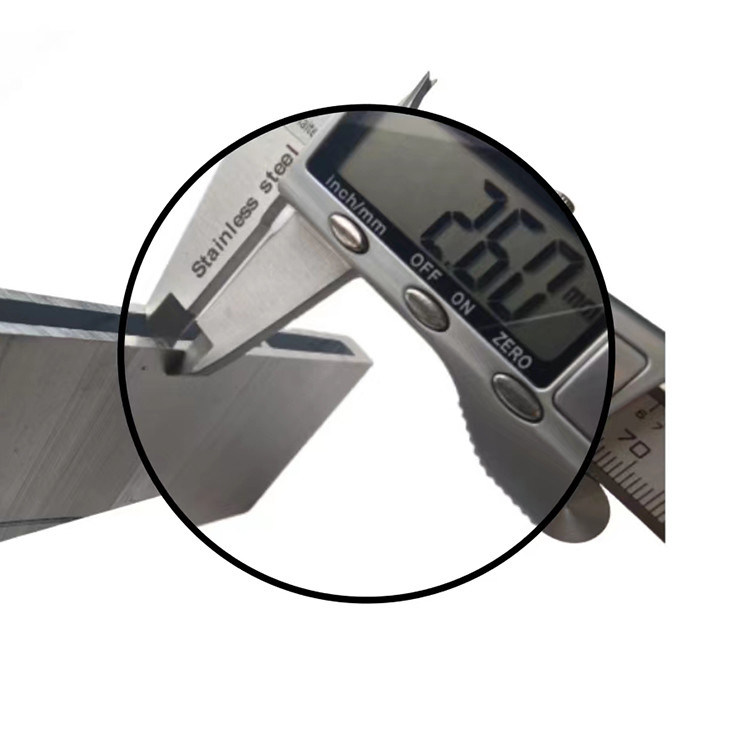 Customized Color 0.5mm Tolerance Aluminum Extrusion Profiles for Automobile Production